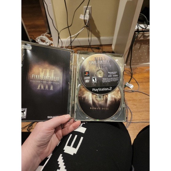 Final Fantasy XII Collector's Edition For Playstation 2 - Picture 3 of 9